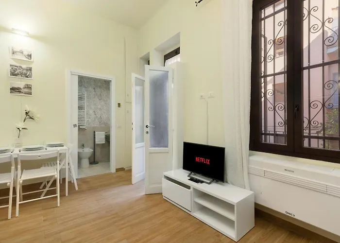 Апартаменты Naviglio Grande - Sui Navigli Corte Storica *